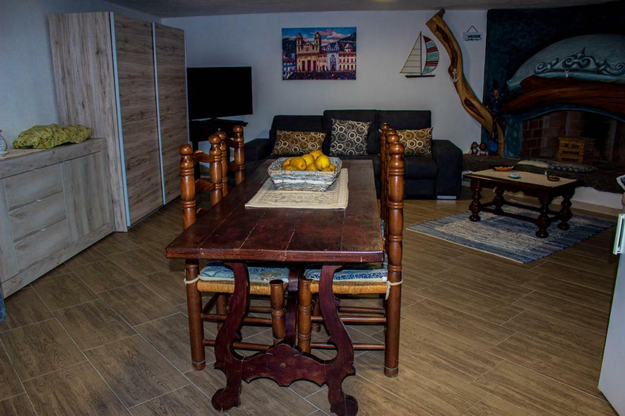 Ferienwohnung La Cantina Cala Gonone Exterior foto